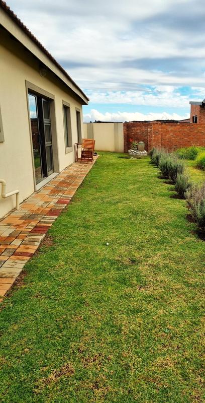 2 Bedroom Property for Sale in Van Der Hoff Park North West